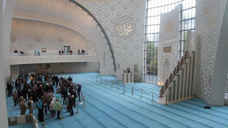 Almanya’da camilerde ‘Açık Kapı Günü’ etkinliği düzenlendi