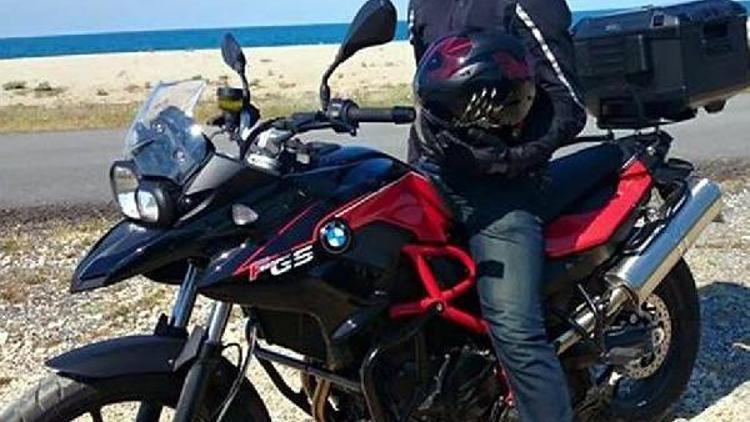 Kamyona çarparak ölen motosiklet tutkunu genç toprağa verildi