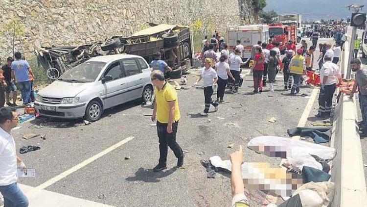 Tur minibüsü faciasıyla ilgili bilirkişi raporunda çarpıcı detay: Fren sistemi değiştirilmiş