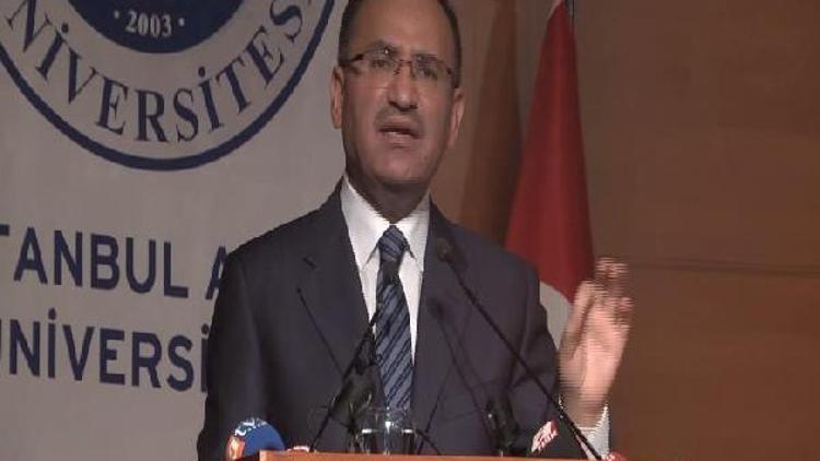 Bozdağ: Referandumun iptal edildiğini ve hiçbir geçerliliğinin olmadığını ilan etmelidir