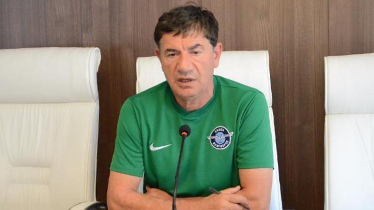Adana Demirspor Teknik Direktörü Giray Bulak: Ataklarda sorun yaşıyoruz