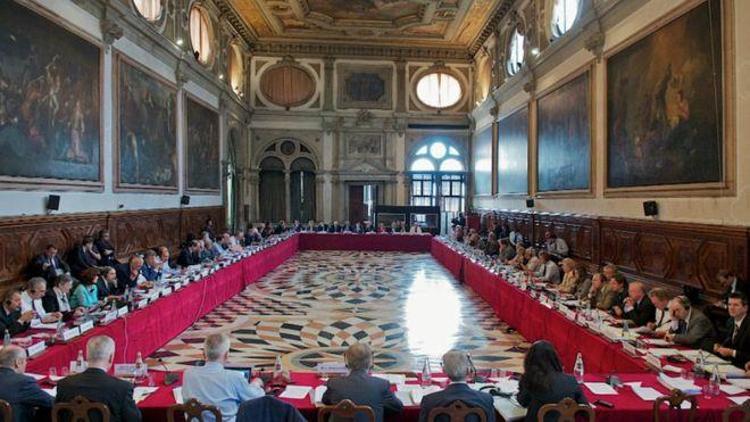Venedik Komisyonu’ndan Türkiye’ye kayyum eleştirisi