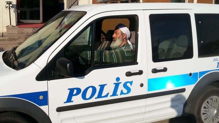 Sakallı, sarıklı polisin ardından genelge