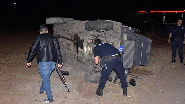 Siverek’te zırhlı araç devrildi: 2 polis yaralı