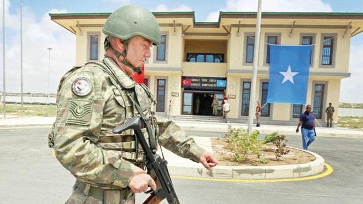 BBC, Türkiye’nin Somali üssünde: Tanklar ve İHAlar nöbette