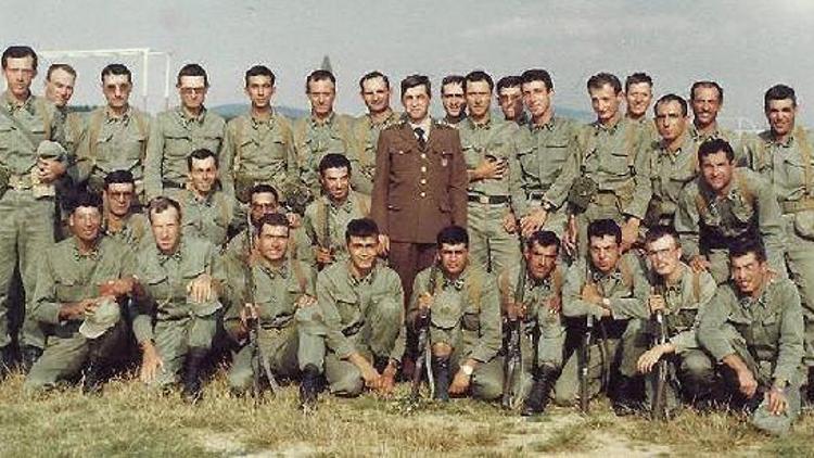 Başkomutan Erdoğanın askerlik hatırası