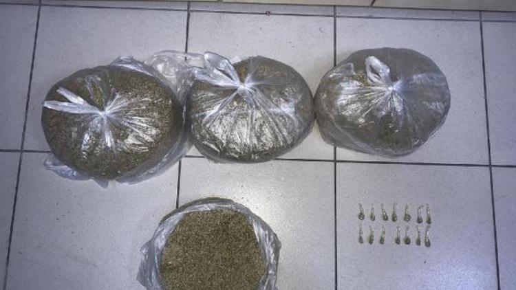 İzmirde uyuşturucu operasyonu: 10 tutuklama
