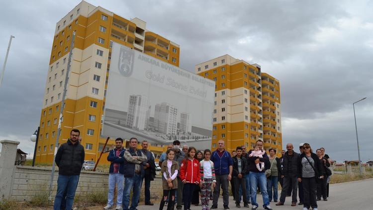 Mağdur ailelerin elektrik ve su isyanı