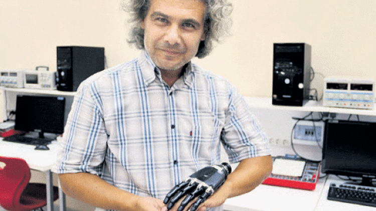 TÜBİTAK ön ayak oluyor, yerli el protezi üretmeye başlıyor