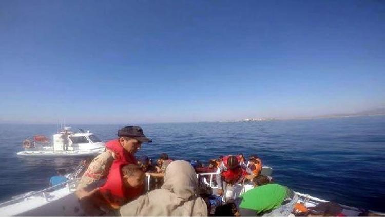 Dikilide denizde 54 kaçak yakalandı