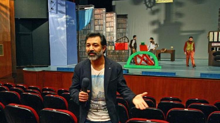 Kocaeli Şehir Tiyatrolarında Fatih Sevdi genel sanat yönetmeni oldu