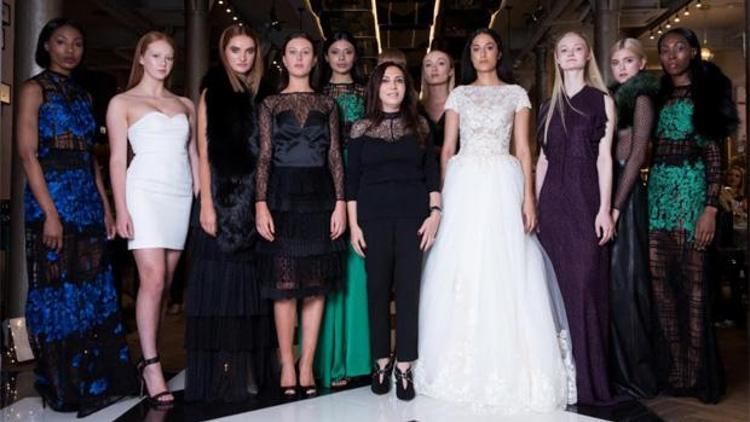 Türk modacı Zeynep Kartal yeni koleksiyonunu tanıttı