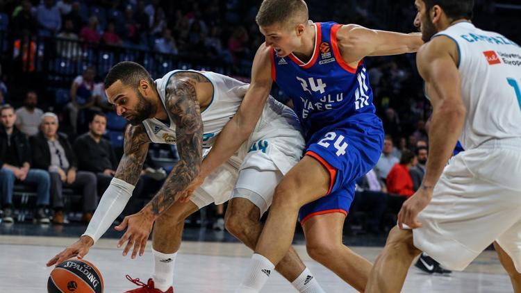 Anadolu Efes Real Madride direnemedi