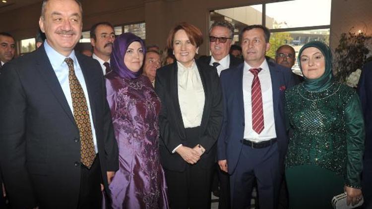 Meral Akşener, nikah şahidi oldu