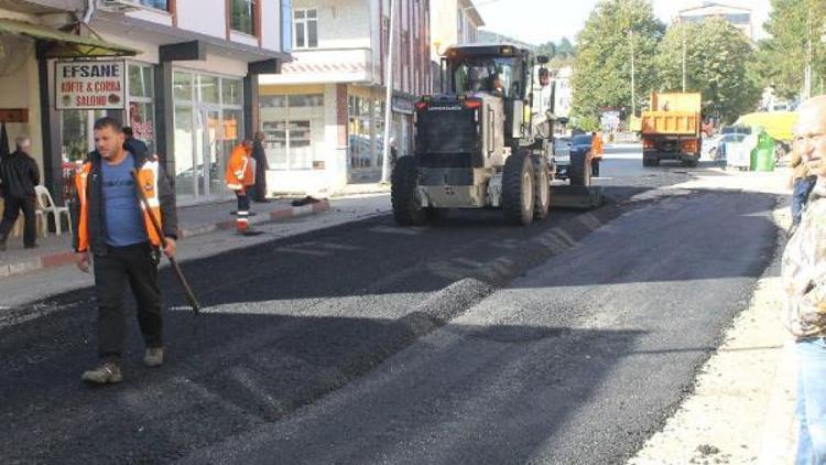 Demirköy’de sıcak asfaltlama çalışmaları başladı