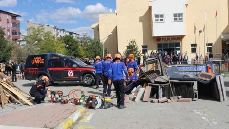 Ağrıda yangın ve deprem tatbikatı