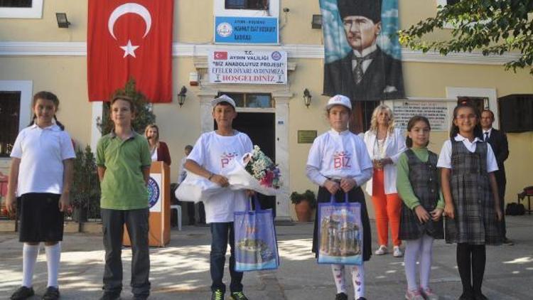 Muştan gelen öğrenciler Kuşadasında