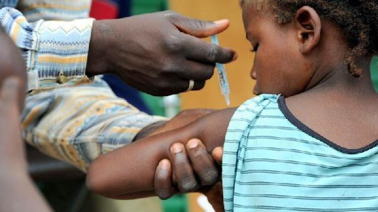 WHO Nijeryada yaklaşık 900 bin kişiye sarıhumma aşısı yaptı