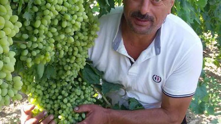 Eski eşini bıçakla yaraladı, onun babasını öldürdü