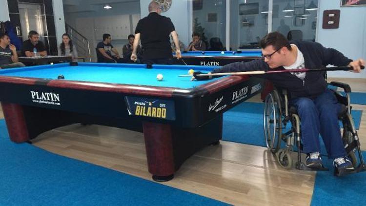 Bilardo engel tanımıyor