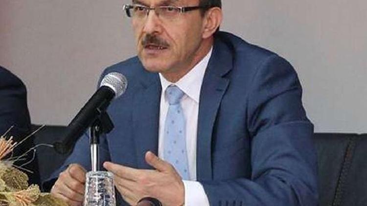 Vali Yavuz: Öğretmenine kötü davranan okul müdürü ile ben çalışmam