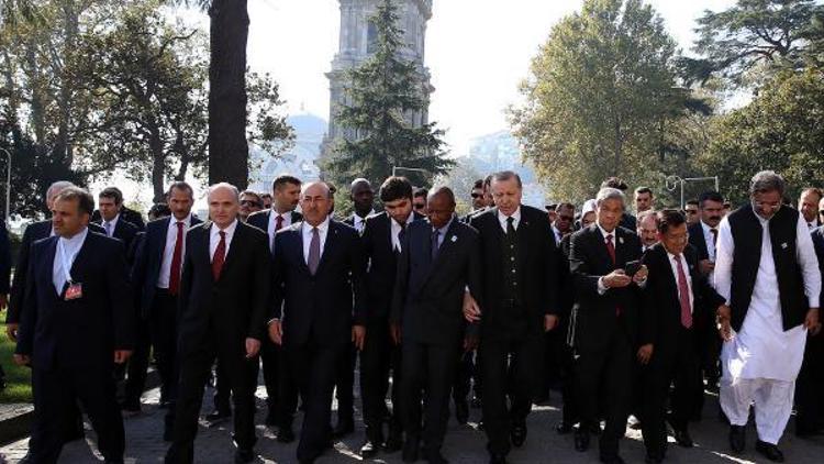 Fotoğraflar//D8 Zirvesi katılımcıları onuruna yemek verildi