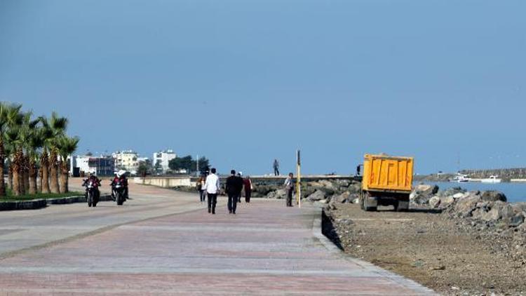 Kıyıda oluşan dalgalara dolgulu önlem