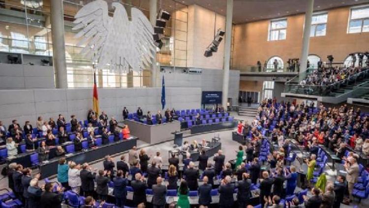 Almanya’da yeni seçilen 19. Federal Meclis işbaşı yaptı