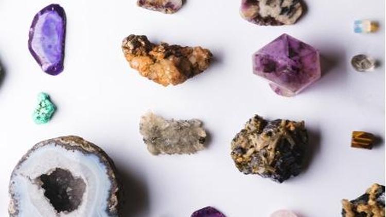 Kristal taşlarla cilt bakımı hakkında bilmeniz gereken 6 şey