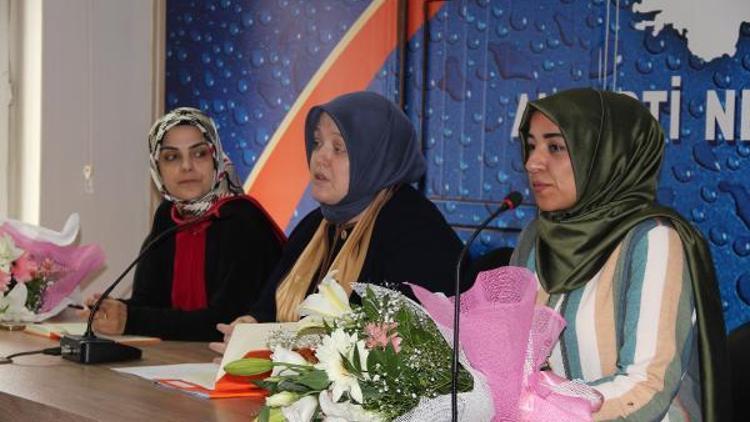 AK Parti il kadın kolları başkanlığı için mülakat yapıldı