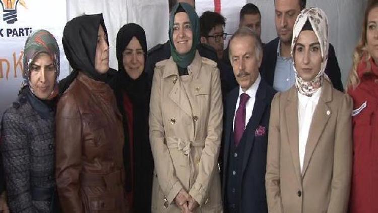 Bakan Kaya ve Başbakan Yıldırımın kızı Arakan için kurulan çadırı ziyaret etti