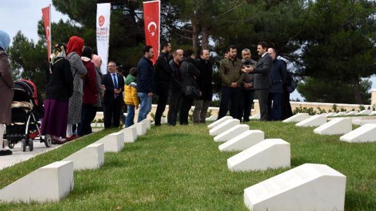 O madenciler, Çanakkalede şehitlikleri gezdi