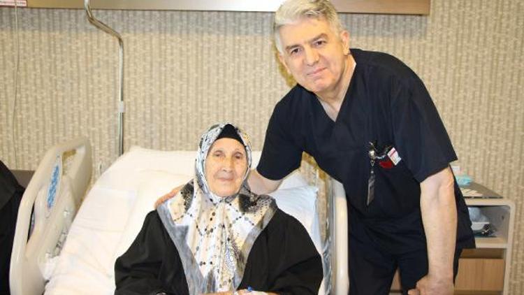 92 yaşındaki Libyalı hasta TAVİ yöntemi ile Türkiyede sağlığına kavuştu