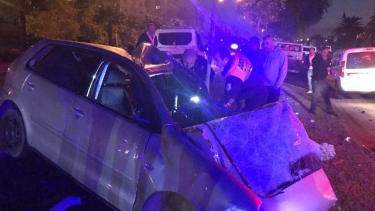 İzmirde kaza: 2 polis hayatını kaybetti, 3 polis yaralı (3)- Yeniden