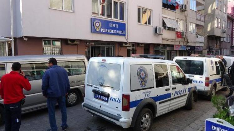 Kargo kamyonetini kaçırdı, polis yakaladı