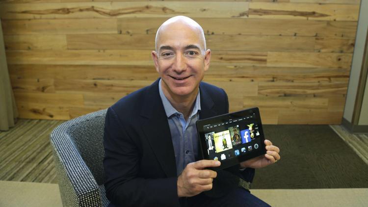 Amazonun patronu Jeff Bezos yine dünyanın en zengin insanı oldu