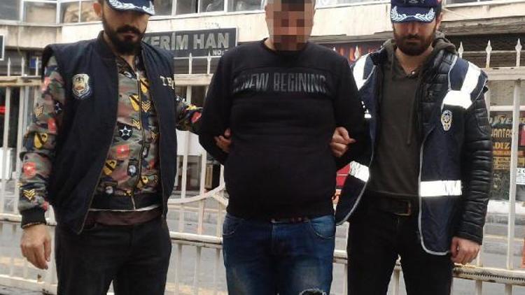 İzmirde DEAŞ operasyonu: 5 gözaltı/ Fotoğraf