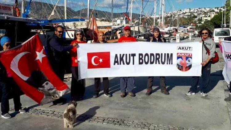 AKUT Bodrumdan sualtında Cumhuriyet kutlaması