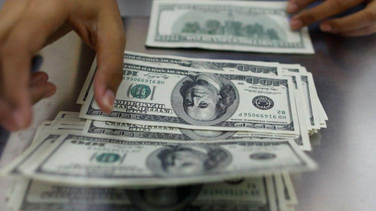 Güne sakin başlayan dolar 3.80 seviyesine yaklaştı