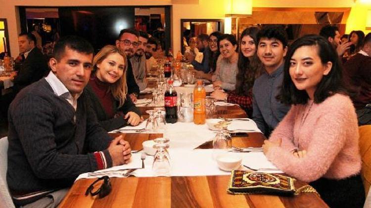 Kırklareli Üniversitesi mezunlarına yemek düzenlendi
