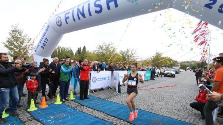 Atletler, Pamukkale Yarı Maratonunda 21 kilometre koştu