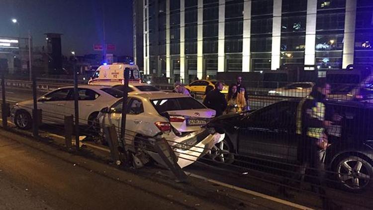 İstanbulda trafik kazası: 2 yaralı