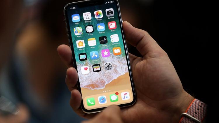 Karaborsaya düşen iPhone Xin fiyatları cepleri yakıyor