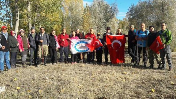 Bünyan Dostlar Derneğinden Cumhuriyet doğa yürüyüşü