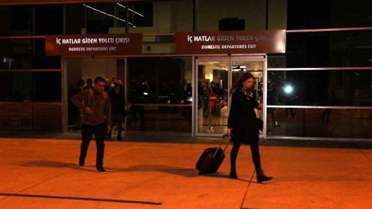 Çanakkale- İstanbul uçak seferleri başladı