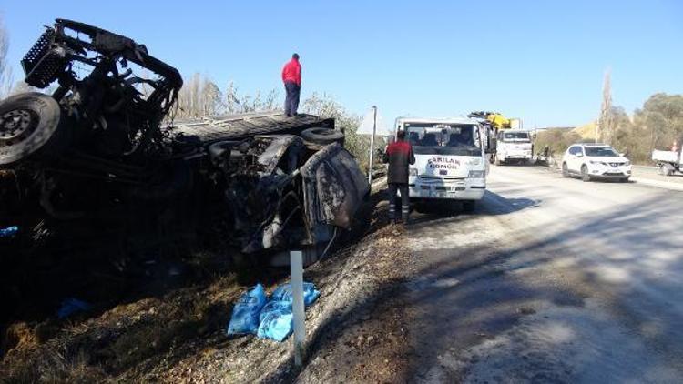 Afyonkarahisarda zincirleme TIR kazası: 3 ölü (2)