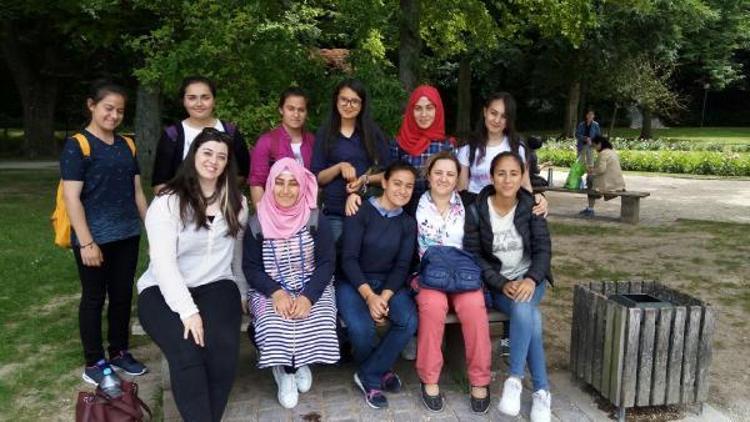 Bala öğrencilerine Erasmus Plus ile yurt dışında staj
