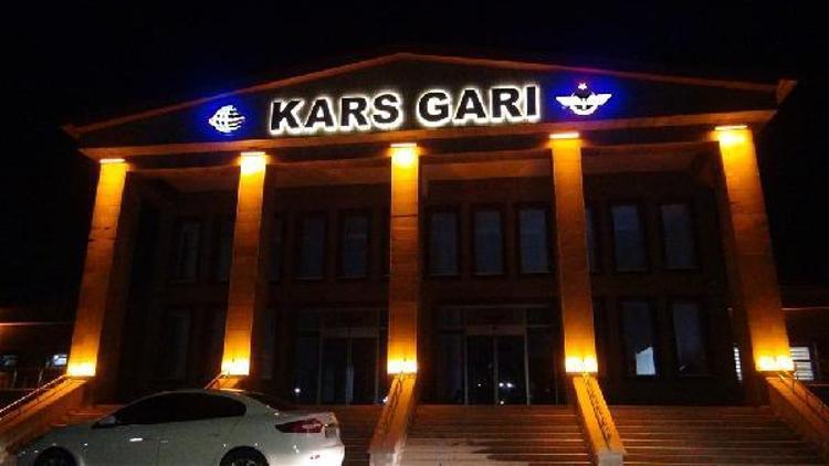 Bakü-Tiflis-Kars Demiryolunda ilk tren, Kars’a geldi