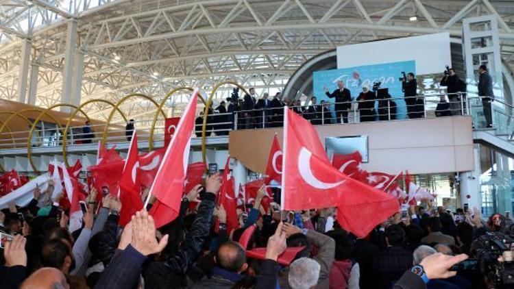 Başbakan Yıldırım: Adı ne olursa olsun terörün hesabını göreceğiz