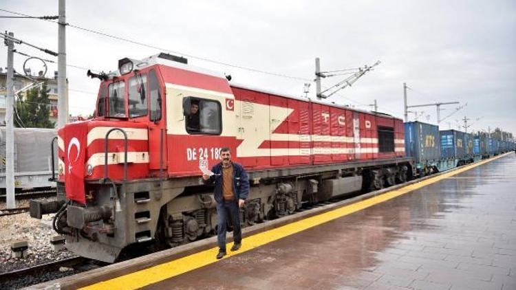 Bakü-Tiflis-Kars treni Mersin’e 10 saat önce geldi